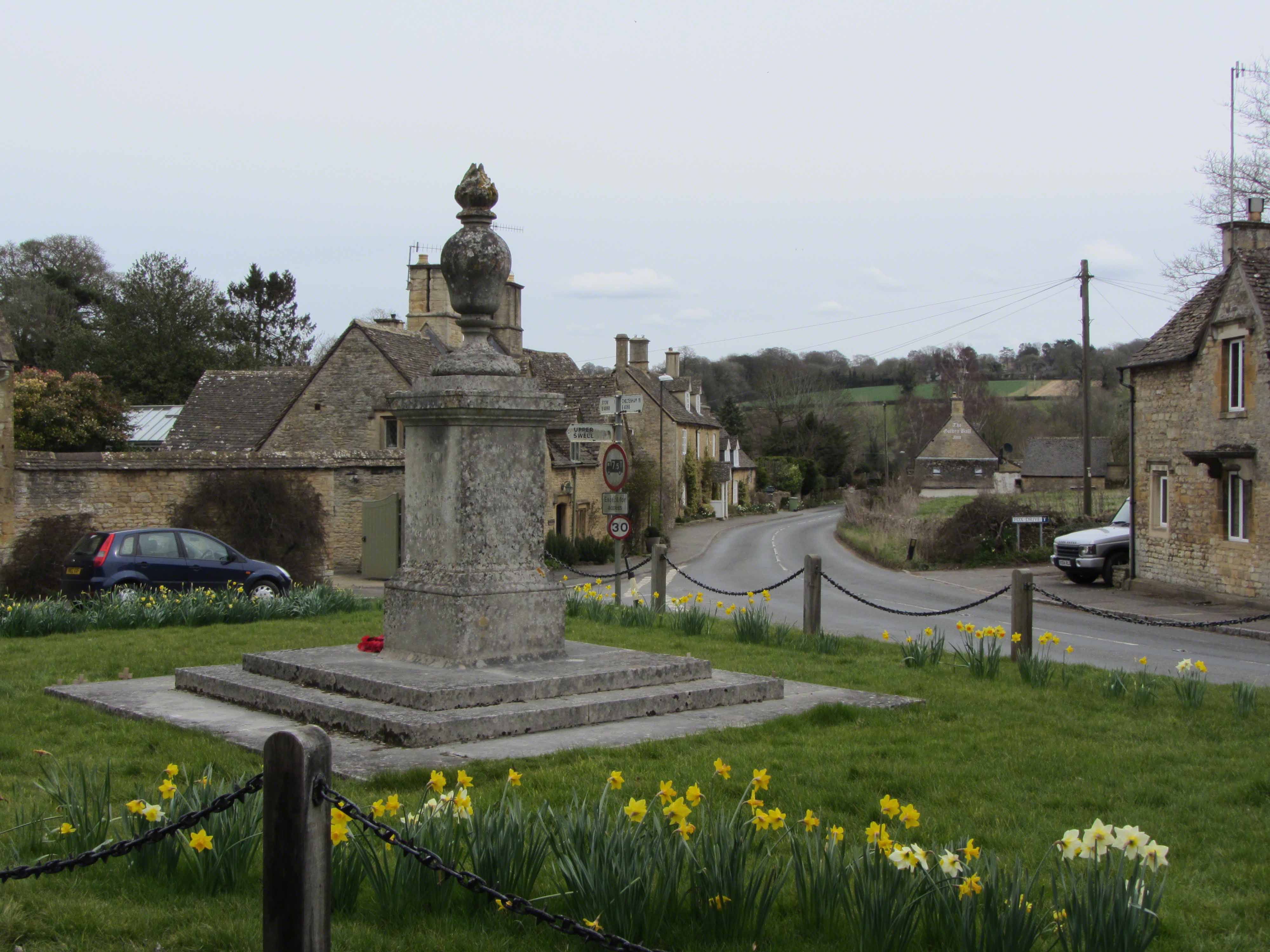 Miserden War Memorial Cross